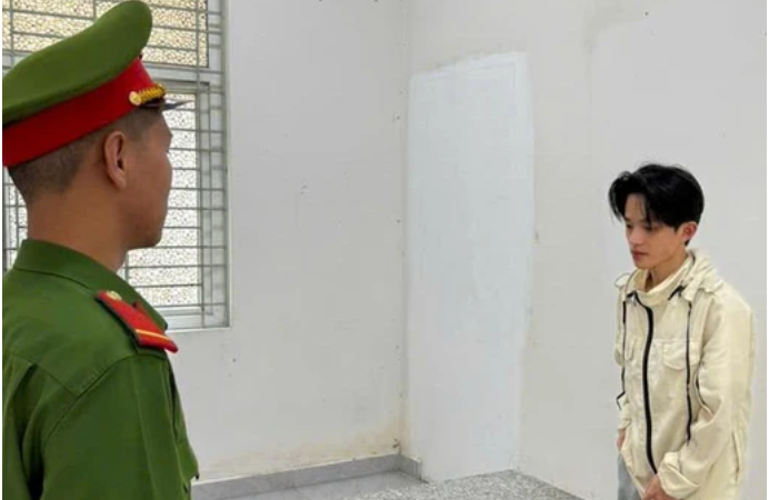 B:ắt cô đồng mới chỉ sinh năm 2k1, danh tính bất ngờ: T:ội danh khó chấp nhận nổi