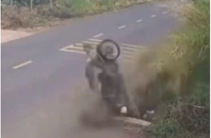 Thôi xong: Đình chỉ thiếu tá CSGT để điều tra vụ t:ai n:ạn làm nam sinh lớp 12 t:uvo*g