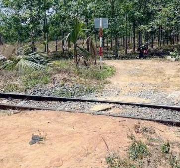 Công an khẩn tìm danh tính người phụ nữ gặp nạn, tuvong trên đường sắt Bắc – Nam: Đặc điểm nhận dạng gây chú ý