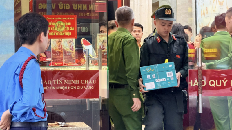 Biến cực lớn tại Bảo Tín Minh Châu: Công an áp giải nhiều thùng hồ sơ, loạt dấu hiệu sai phạm nghiêm trọng bị phanh phui!