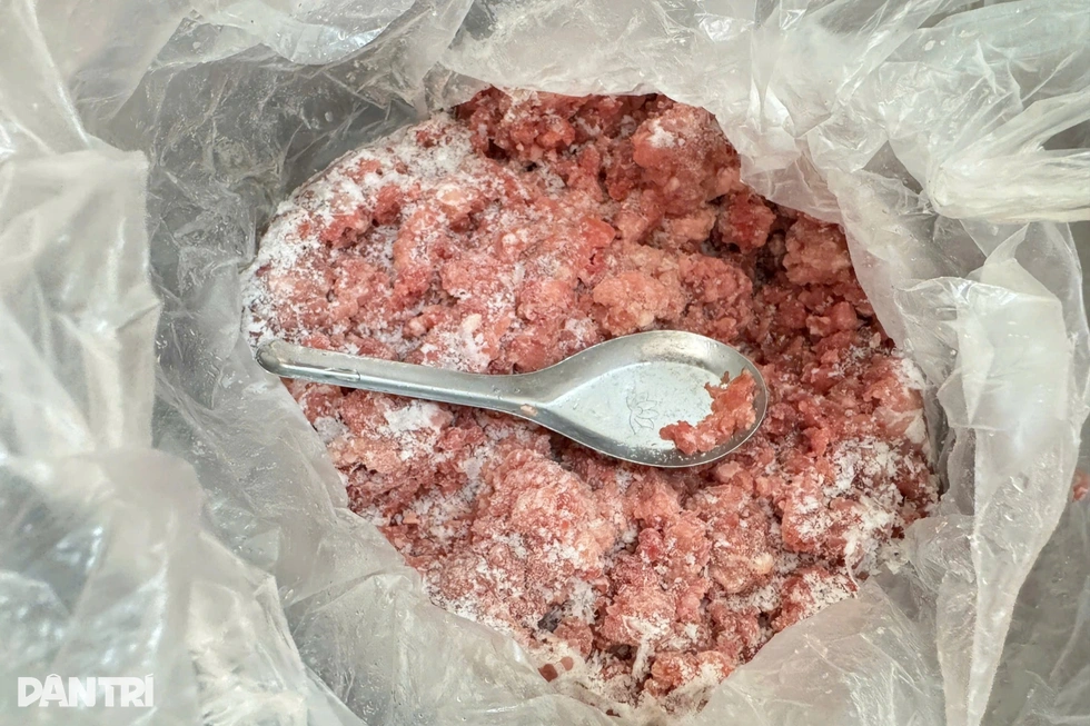 Nghi vấn thịt lợn nhiễm dịch tả lợn châu Phi xuất hiện tại trường mầm non: Cơ quan chức năng vào cuộc, diễn biến khiến phụ huynh đứng ngồi không yên!