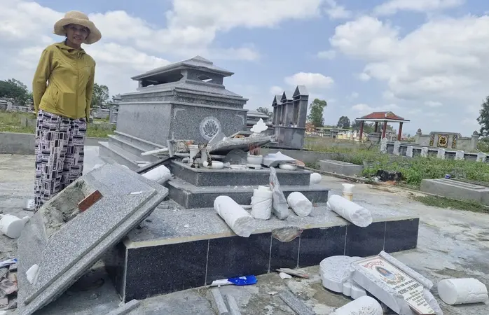 Ngôi mộ mẹ Việt Nam anh hùng ở Đà Nẵng bị kẻ xấu đập phá tan hoang: Công an điều tra, tình tiết gây phẫn nộ
