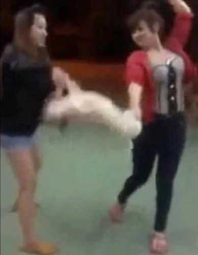 Outrage erupted after a video showed a dog being violently thrown around by two girls as if it were an object. Even when the dog’s body went limp, the abuse continued, leaving everyone who watched the footage horrified and deeply disturbed